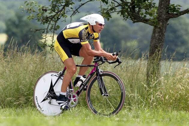 Erik Zabel (Deutschland Team Telekom) Radsport Herren Deutschlandtour 2003, Deutschland-Tour, Deutschlandrundfahrt, Rundfahrt, Straße, Rad, Vdig Einzelbild Bretten