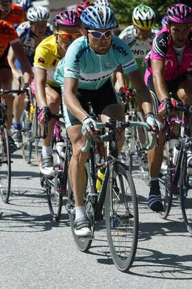 Jan Ullrich (Deutschland Bianchi) vor Vinokourov (Kasachstan Team Telekom) Radsport Herren Tour de Suisse 2003, Rundfahrt, 5. Etappe: Ascona - La Punt, Straßenradsport, Straße, Rad Gruppe La Punt