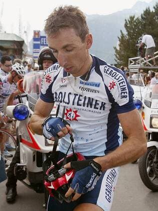 Markus Zberg (Team Gerolsteiner Schweiz) erschöpft Radsport Herren Tour de Suisse 2003, 6. Etappe: Silvaplana - Silvaplana, Rundfahrt, Straßenradsport, Straße, Rad Einzelbild Silvaplana Erschöpfung,