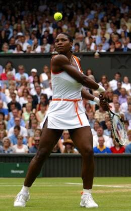 Serena Williams (USA) - beidhändige Rückhand Tennis Damen All England Championships 2003, Grand Slam, WTA-Tour, Finale, Endspiel, Vdig Einzelbild Wimbledon London