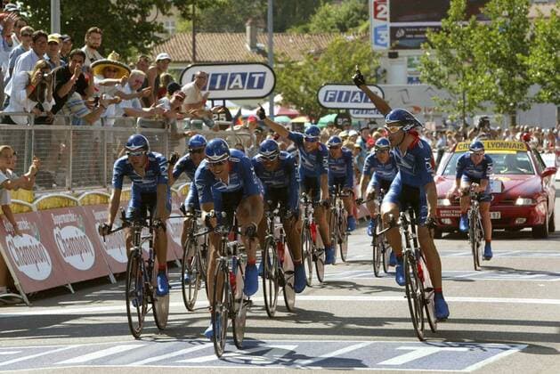 Zielankunft vom Team US Postal Service beim Mannschaftszeitfahren Radsport Herren Tour de France 2003, Mannschaftszeitfahren, Zeitfahren, Straßenradsport, Rad, Straße, Totale 4. Etappe, Joinville - Saint-Dizier Begeisterung, Freude,  