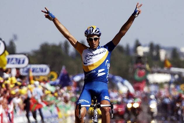 Juan Antonio Flecha (Spanien iBanesto.com) gewinnt die 11. Etappe der Tour de France 2003 von Narbonne nach Toulouse Radsport Herren Tour de France 2003, Straßenradsport, Straße, Rad Einzelbild 11. Etappe: Narbonne - Toulouse Freude, Begeisterung,