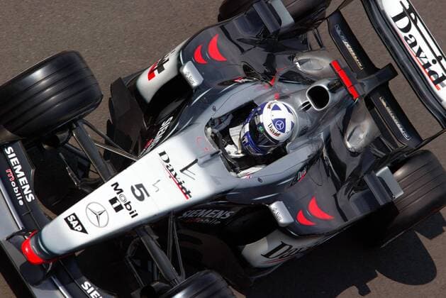 David Coulthard (Schottland McLaren-Mercedes) in seinem Boliden Motorsport Grand Prix Herren Großer Preis von Großbritannien 2003, Formel 1 Weltmeisterschaft, F1, F, GP, WM, Qualifying Einzelbild Silverstone