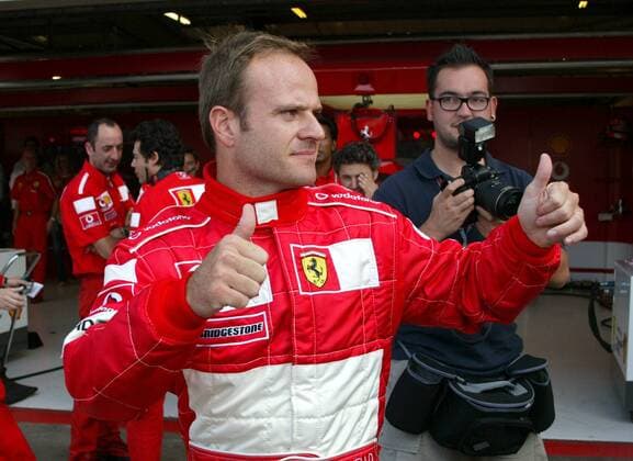 Rubens Barrichello (Brasilien Ferrari) jubelt über seine Pole Position Motorsport Grand Prix Herren Großer Preis von England 2003, Formel 1 Weltmeisterschaft, F1, F, GP, WM, Qualifying Einzelbild Silverstone Freude,