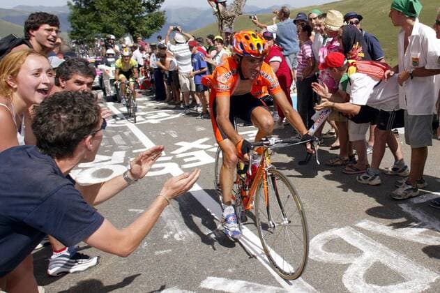 Iban Mayo (Spanien Euskaltel Euskadi) am Anstieg zum Col de Peyresourde Radsport Herren Tour de France 2003, Straßenradsport, Straße, Rad Einzelbild 14. Etappe: Saint Girons - Loudenvielle Le Louron