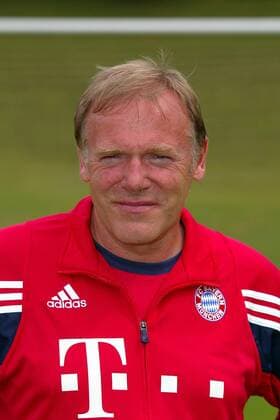 Trainer Hermann Gerland (Bayern Amat.) Fußball Herren Saison 2003 2004, FC Bayern München Amateure, Regionalliga Süd, 3. Liga, Vorstellung, Präsentation, Porträt München