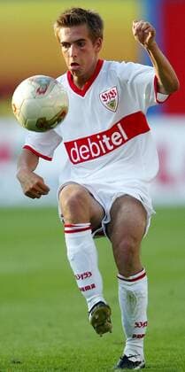 Philipp Lahm (Stuttgart) am Ball Fußball 1. BL Herren Saison 2003 2004, Rostock - VfB Stuttgart 0:2, Vdig Einzelbild Rostock Dynamik,