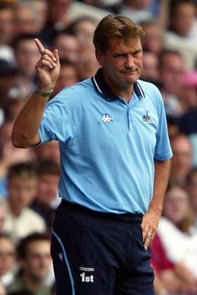 Trainer Glenn Hoddle (Spurs) gibt Anweisungen Fußball Herren English Premier League 2003 2004, 1. Englische Liga, Tottenham Hotspurs, Hotspur Einzelbild Tottemham