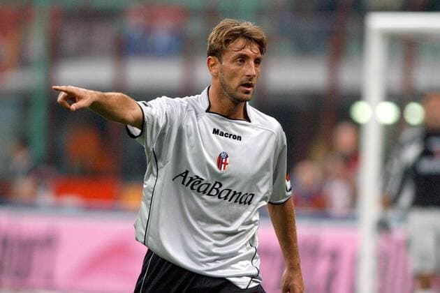 Tomas Locatelli (Bologna) Fußball Herren Serie A 2003 2004, 1. Italienische Liga, Mailand - FC Bologna 2:1 Einzelbild Mailand
