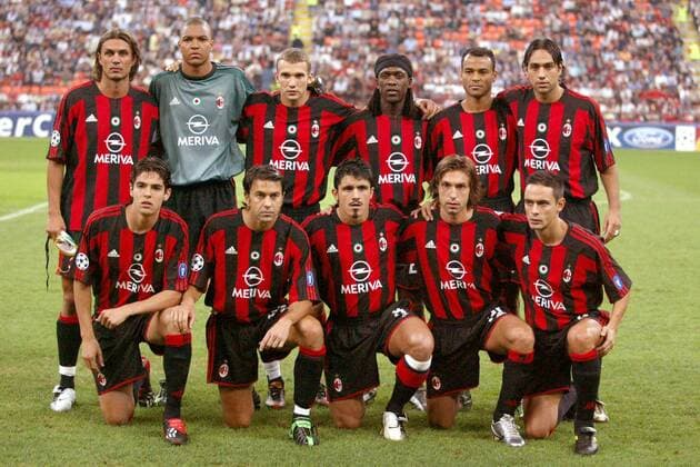 Mannschaftsbild Milan, hinten v. li.: Paolo Maldini, Torwart Dida, Andrej Schewtschenko, Clarence Seedorf, Cafu, Alessandro Nesta, vorn v. li.: Kaka, Alessandro Costacurta, Ivan Gennaro Gattuso, Andrea Pirlo, Filippo Inzaghi Fußball EC 1 Herren Champions League 2003 2004, AC Mailand, Mannschaftsfoto, Totale Mailand