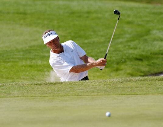 Bernhard Langer (Deutschland) - Bunkerspiel Golf Herren Linde German Masters 2003, Golfen, PGA European Tour, TPC of Europe, Vdig Einzelbild Gut Lärchenhof Köln-Pulheim Dynamik,
