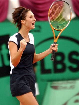 Anastasia Myskina (Rußland) - Schlußjubel Tennis Damen Sparkassencup 2003, WTA-Tour, Halle, Indoor, Hallentennis, Hallenturnier, Vdig, Einzelbild Leipzig Freude,