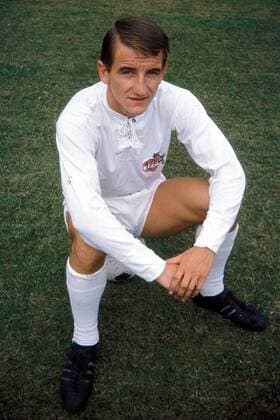 Hannes Löhr (Köln) Fußball 1. BL Herren DEUTSCHSPRACHIGE SPORTZEITSCHRIFTEN UND -ZEITUNGEN NUR NACH RÜCKSPRACHE, Saison 1966 1967 Einzelbild Aufnahmedatum geschätzt Köln