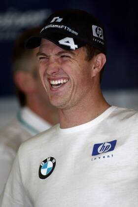 Ralf Schumacher (Deutschland BMW-Williams) gut gelaunt Motorsport Grand Prix Herren Großer Preis von Japan 2003, Formel 1 Weltmeisterschaft, F1, F, GP, WM, freies Training Porträt International Racing Course Suzuka Freude, Begeisterung