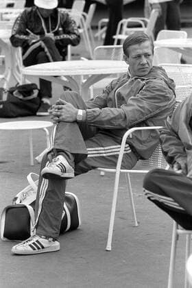 Nikolai Andrianow (Sowjetunion) im Olympischen Dorf Turnen OS Sommer Herren Olympische Spiele 1980, Sommerspiele, Olympia, Olympiade, Kunstturnen, Geräteturnen, Vneg, Vsw Einzelbild Moskau