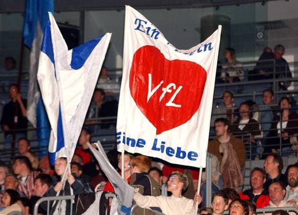 Die Gummersbacher Fans lieben nur den VfL Handball 1. BL Herren Saison 2003 2004, VfL Gummersbach Gruppe Köln