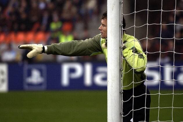 Torwart Jens Lehmann (Arsenal London) gibt Anweisungen Fußball EC 1 Herren Champions League 2003 2004, Mailand - FC Arsenal London 1:5 Einzelbild Mailand