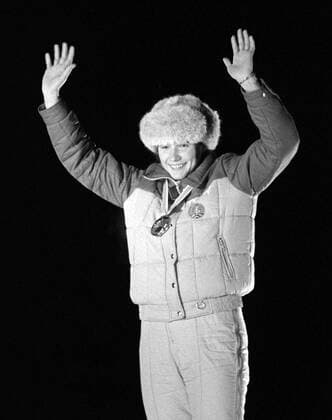 Karin Enke (DDR) freut sich über ihren Olympiasieg Eisschnellauf OS Winter Damen Olympische Spiele 1980, Winterspiele, Olympia, Olympiade, Eisschnelllauf, Eisschnellaufen, Vneg, Vsw Einzelbild Lake Placid Freude,