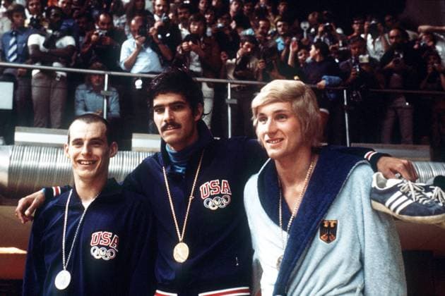 Siegerehrung 200m-Freistil der Herren - v.li. Steve Genter, Olympiasieger Mark Spitz (beide USA) und Werner Lampe (BRD) Schwimmen OS Sommer Herren Olympische Spiele 1972, Sommerspiele, Olympia, Olympiade, Schwimmsport, 200m, 200 m, Meter, Vdia Gruppe München