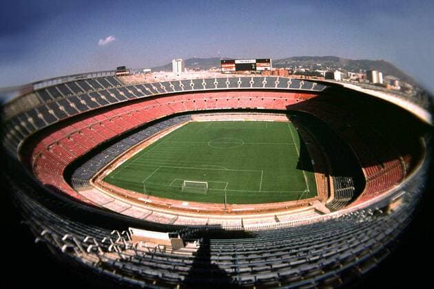Fußball, Stadiongeschichte FC Barcelona Das leere Estadio Nou Camp im Zoom Fußball Herren Primera Division 1998 1999, 1. Spanische Liga, FC Barcelona, Barca, Vdia Totale Estadio Nou Camp Barcelona Leere,