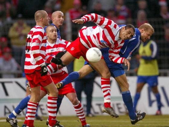 Vragel da Silva (Mitte, Cottbus) gegen Jan Seifert (Haching) Fußball 2. BL Herren Saison 2003 2004, FC Energie Cottbus - SpVgg Unterhaching 3:1 Gruppe Cottbus Dynamik,