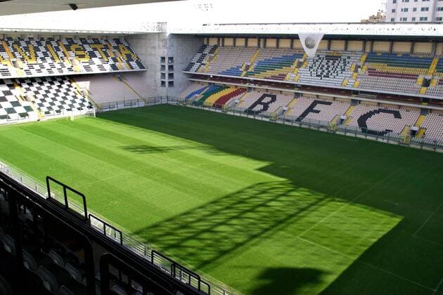 Das Estadio de Bessa in Porto - Austragungsort der Europameisterschaft 2004 in Portugal Fußball EM Herren Vorschau 2003, Europameisterschaft 2004, Vdig, Euro Totale Estadio de Bessa Porto Leere,  