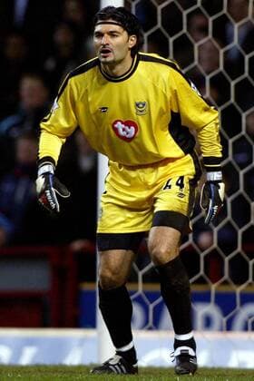 Torwart Pavel Srnicek (Portsmouth) konzentriert Fußball Herren English Premier League 2003 2004, 1. Englische Liga, FC Portsmouth Einzelbild Birmingham Konzentration,