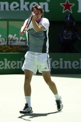 Robin Söderling (Schweden) - Jubel Tennis Herren Australian Open 2004, ATP-Tour, Grand Slam, Hartplatz, Hardcourt, Hartplatztennis, Vdig Einzelbild Melbourne Freude,