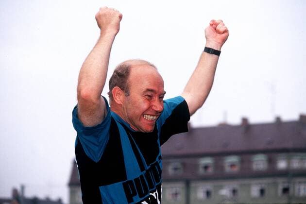 Trainer Karsten Wettberg (1860) - Torjubel Fußball 2. BL Herren Saison 1991 1992, Süd, TSV 1860 München Einzelbild Carsten München Begeisterung, Freude,