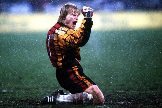 Torwart Oliver Kahn (Bayern) - Torjubel Fußball 1. BL Herren Saison 1995 1996, FC Bayern München Einzelbild München Glück, Begeisterung, Freude,