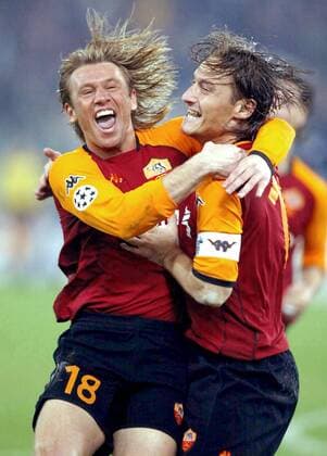 Antonio Cassano (li.) und Francesco Totti (beide Roma) beim ausgelassenen Torjubel - VERÖFFENTLICHUNGSRECHTE NUR FÜR DEUTSCHE MEDIEN Fußball EC 1 Herren Champions League 2002 2003, AS Rom Gruppe Rom Glück, Begeisterung, Freude,