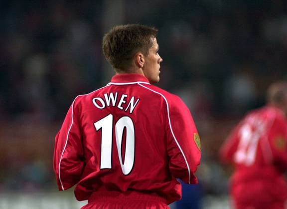 Michael Owen (Liverpool) Fußball EC 3 Herren UEFA-Cup 2000 2001, FC Liverpool, Pokal, Europapokal, Europacup, Finale, Endspiel, Vdig Einzelbild Dortmund