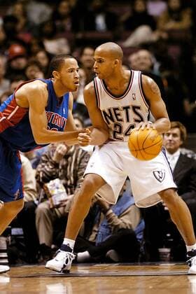 Richard Jefferson (New Jersey Nets, re.) gegen Tayshaun Prince (Detroit Pistons) Basketball Herren NBA Saison 2003 2004, New Jersey Nets - Detroit Pistons 89:78 Gruppe New Jersey Dynamik,