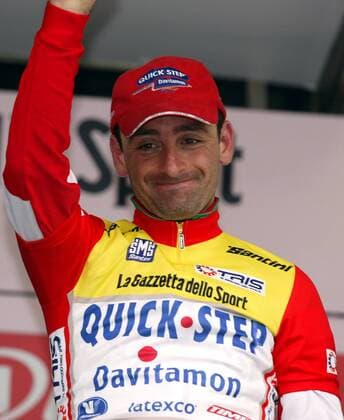 Etappensieger Paolo Bettini (Italien Quick Step Davitamon) Radsport Herren 39. Tirreno - Adriatico 2004, Straßenradsport, Straße, Rad Einzelbild 6. Etappe Monte San Pietrangeli - Torre San Patrizio Freude,