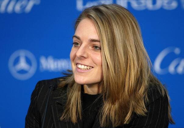 Nia Künzer (Deutschland) als Vertreterin der Fußball-Nationalmannschaft der Damen, die als Mannschaft des Jahres nominiert ist Fußball Herren Laureus World Sports Award 2004, Nominierung, Sportlerwahl, Pressekonferenz, PK, Pressetermin Porträt Sportoscar, Award, Awards, Sport, Sports Berlin