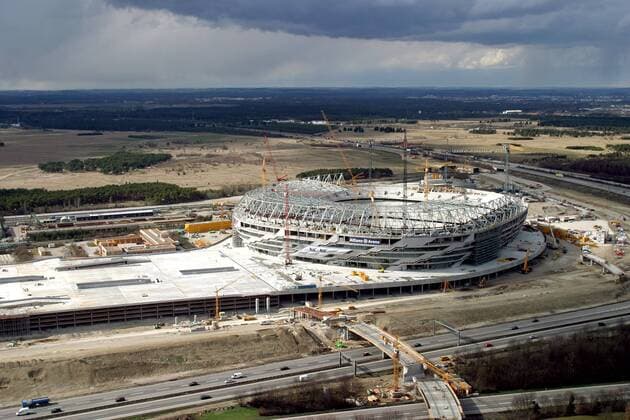 Baustelle Allianz Arena - hier entsteht die neue Heimspielstätte für den FC Bayern und TSV 1860 München Fußball 1. BL Herren Saison 2003 2004, FC Bayern München, TSV 1860, Stadionbau, Stadionneubau, Neubau, Bau, Bauen Totale AllianzArena München