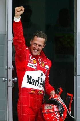 Michael Schumacher (Deutschland Ferrari) freut sich über seinen Sieg beim Großen Preis von Bahrain 2004 Motorsport Grand Prix Herren Großer Preis von Bahrain 2004, Formel 1 Weltmeisterschaft, F1, F, GP, WM, Vdig Einzelbild Bahrain Racing Circuit Manama Freude,