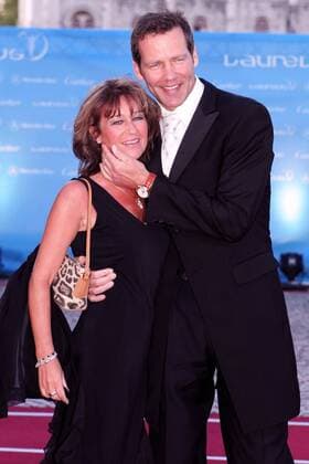 Henry Maske (Deutschland) mit seiner Frau Manuela anlässlich der Verleihung des Laureus World Sports Awards 2004 Boxen Herren Laureus World Sports Awards 2004, Sportlerwahl, Ehrung, Sportlerehrung, Sportlerauszeichnung, Vdig Gruppe Award Estoril Freude,