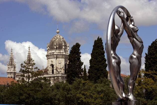 Der Laureus World Sports Awards 2004 vor dem Mosteiro dos Jeronimos de Belem in Lissabon Laureus World Sports Awards 2004, Sportlerwahl, Ehrung, Sportlerehrung, Sportlerauszeichnung, Vdig Totale Award