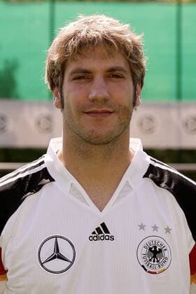 Torsten Frings (Deutschland) Fußball EM Herren Vorschau Europameisterschaft 2004, Euro, Vorstellung, Präsentation, Pressetermin, Porträttermin Porträt
