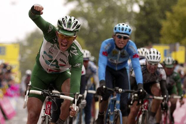 Sebastien Hinault (Frankreich Credit Agricole) bejubelt bei der Zieleinfahrt seinen Etappensieg Radsport Herren Deutschlandtour 2004, Deutschlandrundfahrt, Rundfahrt, Straßenradsport, Straße, Rad, Vdig Einzelbild 4. Etappe Bad Tölz - Landshut Freude, Begeisterung,