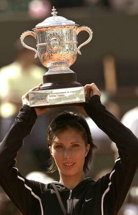 Siergerin Anastasia Myskina (Rußland) schreibt Sportgeschichte und gewinnt mit den French Open als erste Russin einen Grand Slam-Titel Tennis Damen French Open 2004, Grand Slam, WTA-Tour, Finale Porträt Roland Garros Paris Freude,