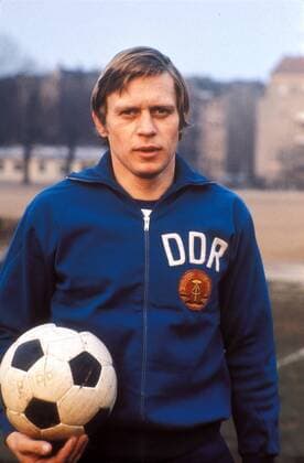 Bernd Bransch (DDR) Fußball Herren Nationalmannschaft 1974, Nationalteam, Vorstellung, Präsentation, Pressetermin, Porträttermin Porträt