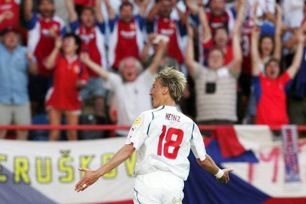 Marek Heinz (Tschechien) Torjubel Fußball EM Herren Euro 2004, Europameisterschaft, Länderspiel, Nationalmannschaft, Nationalteam, Gruppe D Einzelbild Aveiro Freude,