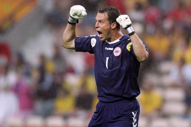 Torwart Thomas Sörensen (Dänemark) jubelt voller Innbrunst Fußball EM Herren Euro 2004, Europameisterschaft, Länderspiel, Nationalmannschaft, Nationalteam Einzelbild Porto Freude, Begeisterung,