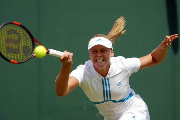 Anna-Lena Groenefeld (Deutschland) -Vorhand Tennis Damen All England Championships 2004, Grand Slam, WTA-Tour Einzelbild Wimbledon London Dynamik