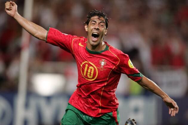 Rui Costa (Portugal) - Torjubel Fußball EM Herren Euro 2004, Europameisterschaft, Länderspiel, Nationalmannschaft, Nationalteam, Viertelfinale Einzelbild Lissabon Freude, Begeisterung,