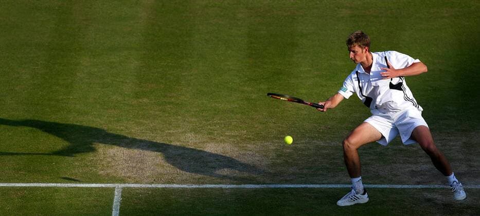 Florian Mayer (Deutschland) - Vorhand Tennis Herren All England Championships 2004, ATP-Tour, Grand Slam, Rasen, Rasenplatz, Rasentennis, Rasenturnier Totale Wimbledon London