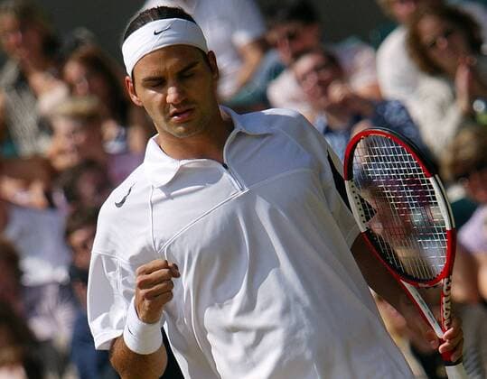Roger Federer (Schweiz) jubelt Tennis Herren All England Championships 2004, ATP-Tour, Grand Slam, Halbfinale, Einzelbild Wimbledon London Freude,