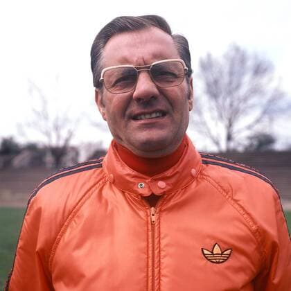 Trainer Otto Knefler (MSV Duisburg) Fußball 1. BL Herren Saison 1977 1978, Vorstellung, Präsentation, Pressetermin, Porträttermin Porträt Duisburg